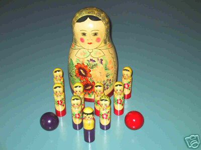 AA35. 1960's Semenov Bowling set 10"