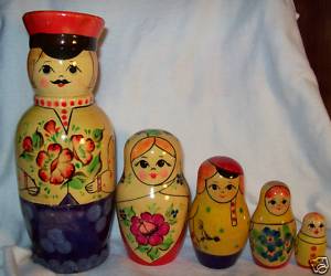 AG21. Large Kirov Family – Male and Female 7” 5n