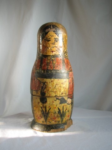 AW02. Antique Maiden with Pail & Umbrella 9” (empty)