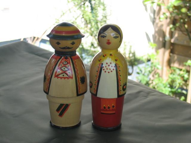 AX21. Solid Ukrainian Hutzle Couple 4.75" 2pc