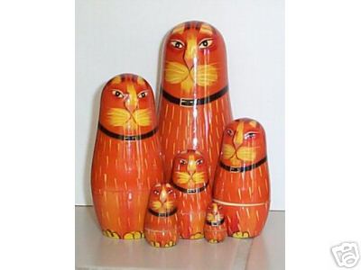 DA17. Orange Cat Nesting Dolls - India
