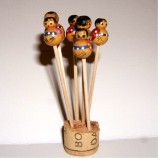 DC08. Japanese Kokeshi Beads 6pc 1/2"