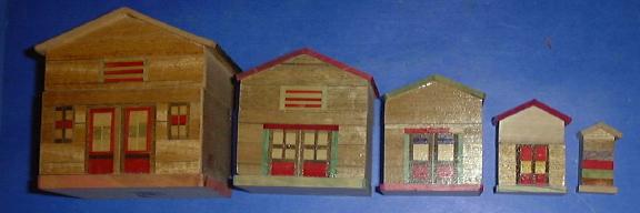 DC42. Vintage Nesting Houses - Shackman Japan 5n