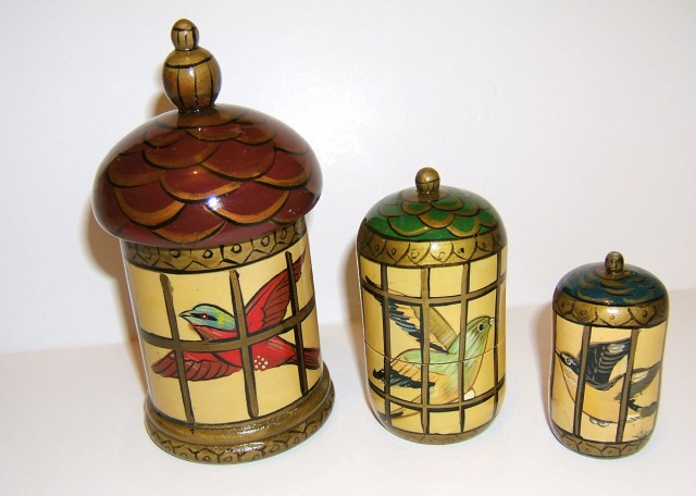 DJ36. China Bird Cages 6” 3n