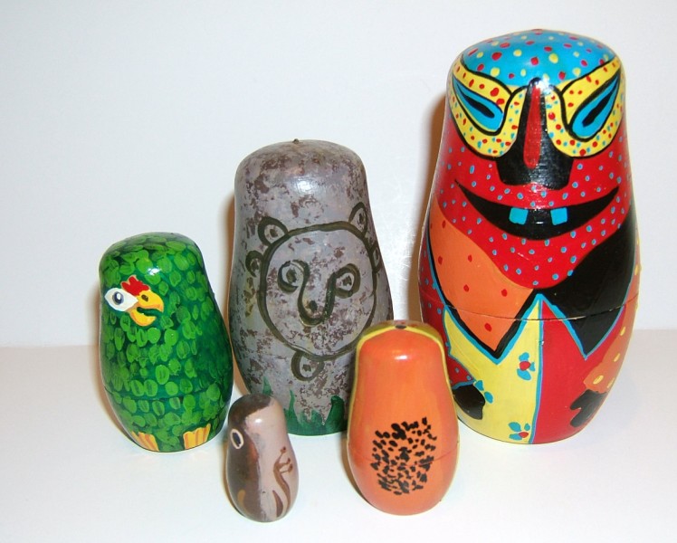 FC15. The Puerto Rico Nesting Doll 4” 5n