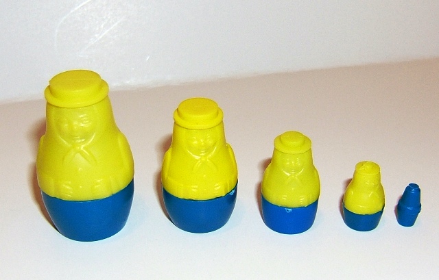 FE18. Kinder Surprise Egg Plastic Dolls 1.5” 5n