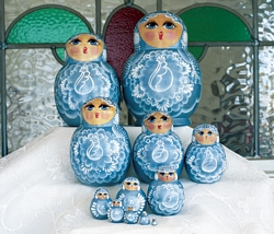 HN30. Winter Lace Nesting Ladies 2.75" 8n