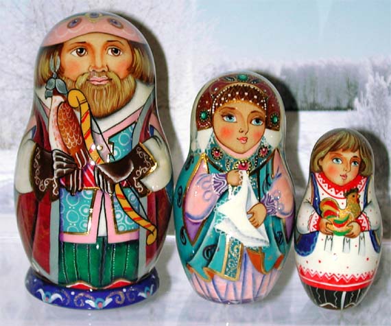 JA22. "Russian Family" Art Matryoshka 4" 3n