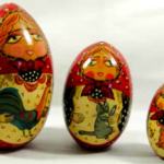JA46. Egg shaped Nesting Dolls 4.5” 3n JA46. Egg shaped Nesting Dolls 4.5” 3n
