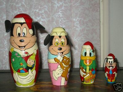 MC14. Unique shaped Xmas Disney Doll 5.75" 4n