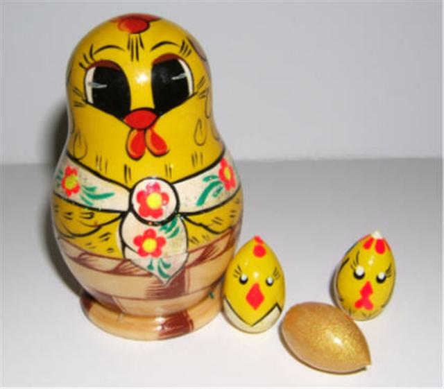 MG04. Easter Chicken Ryaba with eggs 3.5" 4pc
