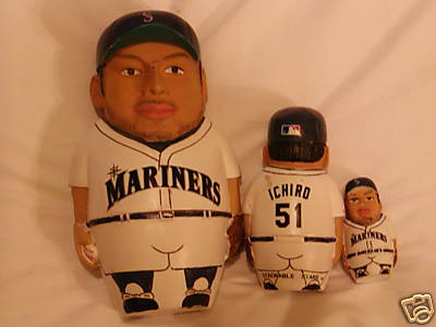 MS08. Mariners Ichiro Nesting Doll 3n