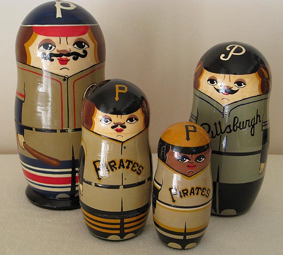 MS09. Cooperstown Collection Pittsburgh Pirates 7.5” 6n MS09. Cooperstown Collection Pittsburgh Pirates 7.5” 6n