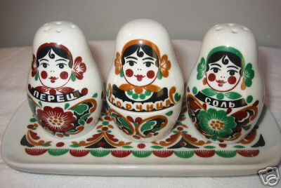 PJ39. Russian Porcelain Salt & Pepper 4pc Set