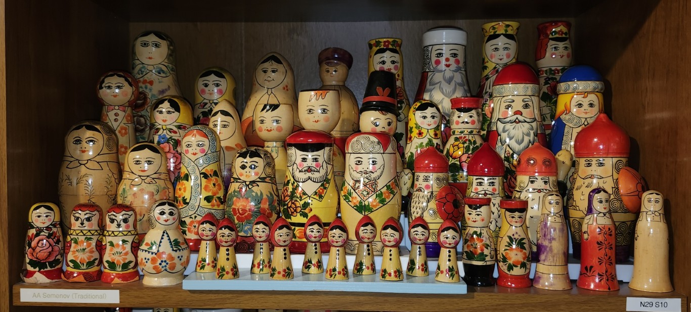 Shelf-A1. Semenov Dolls