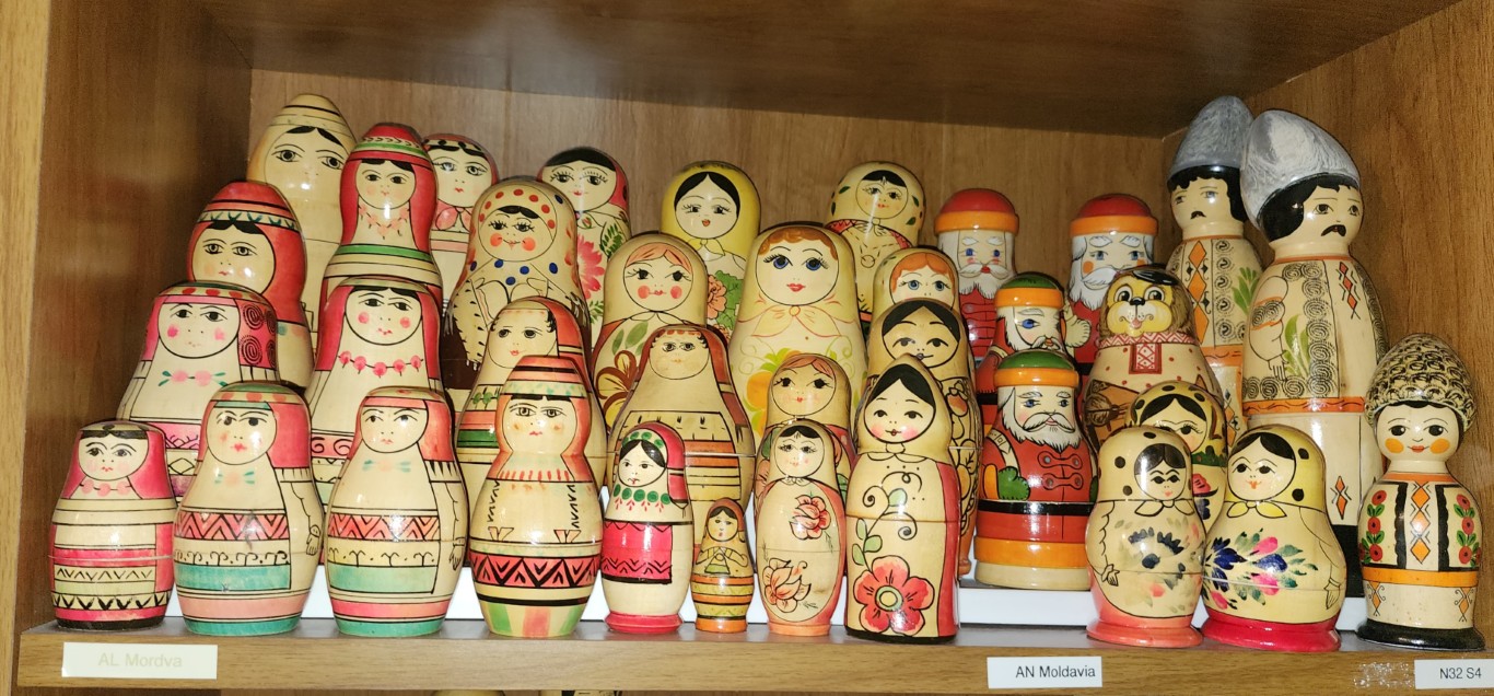 Shelf-C1. Mordva and Moldavia Dolls